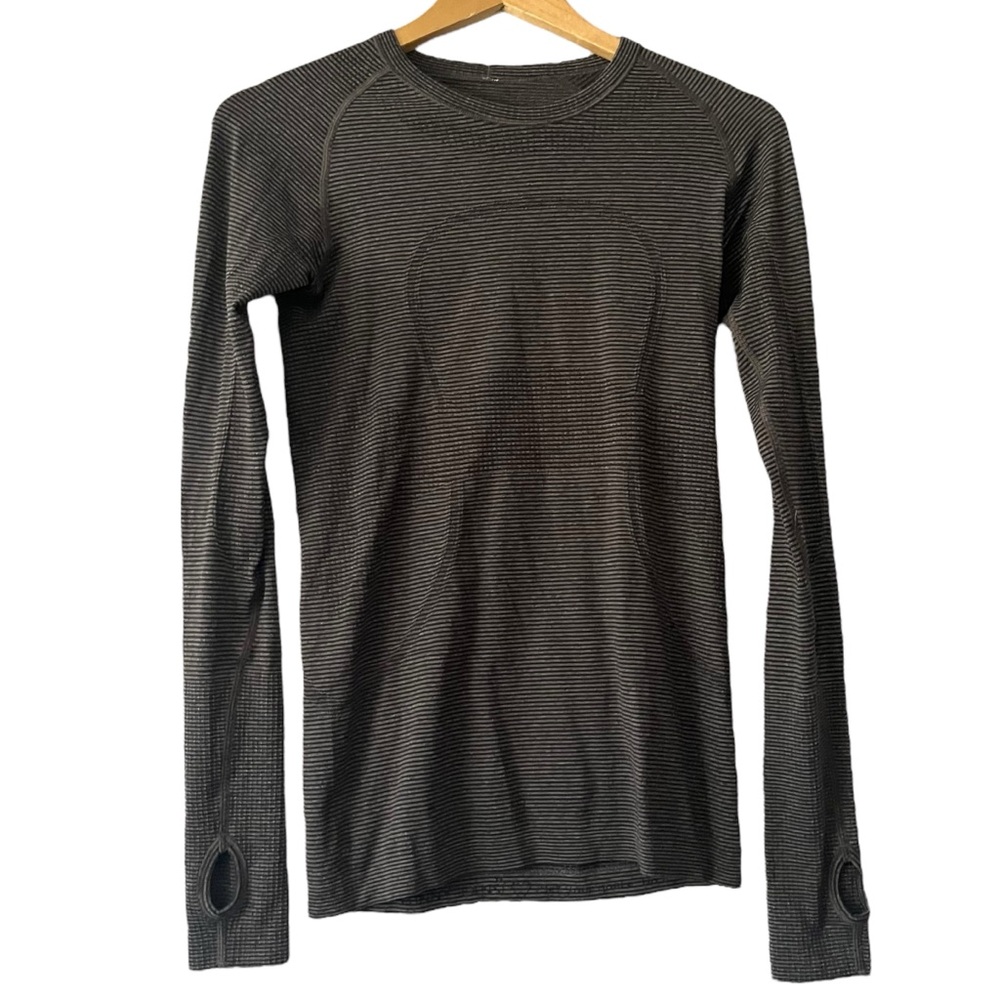 Lululemon Swiftly Tech Long Sleeve Gray Black Stripes Women's 6 Sporty Athletic